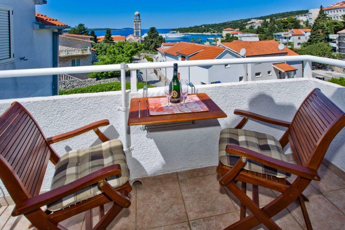 Apartments Jacky Хвар Екстер'єр фото