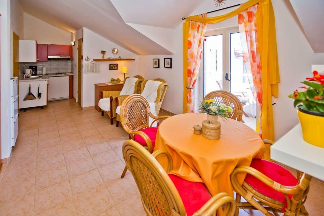 Apartments Jacky Хвар Екстер'єр фото