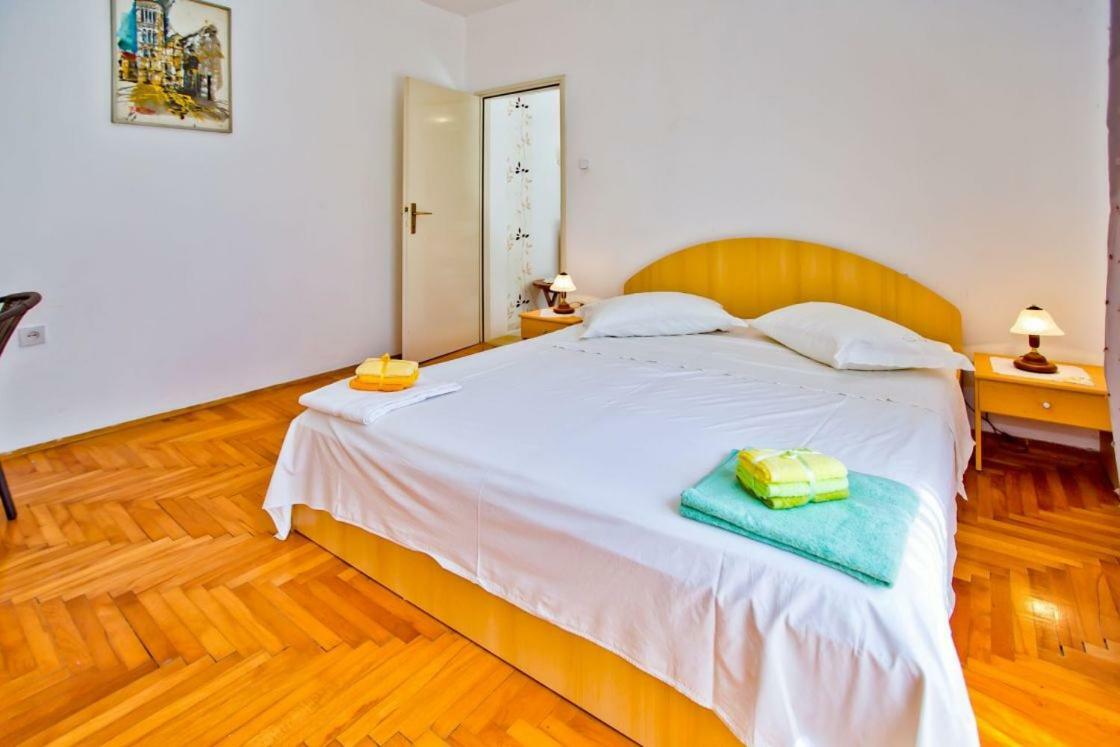 Apartments Jacky Хвар Екстер'єр фото