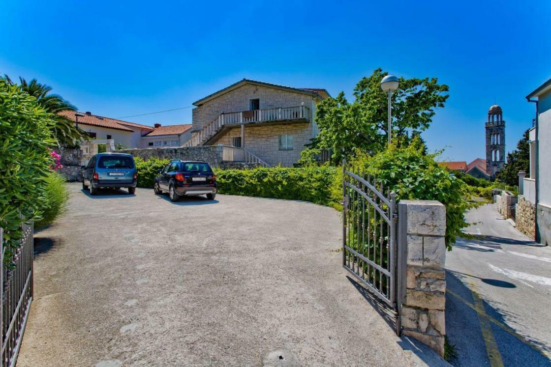 Apartments Jacky Хвар Екстер'єр фото